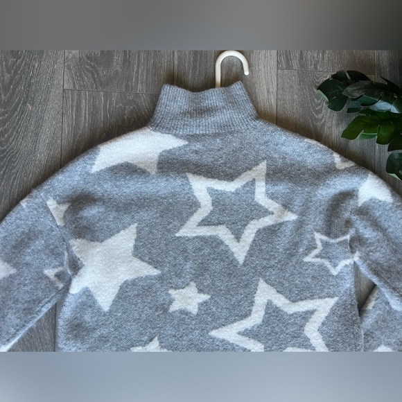 Lou & grey starstruck mock neck turtleneck star sweater in pebble grey heather M - Picture 11 of 13
